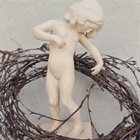 Venus-noegen-pige-staaende-Kai-Nielsen-skulptur-gammel-figur-